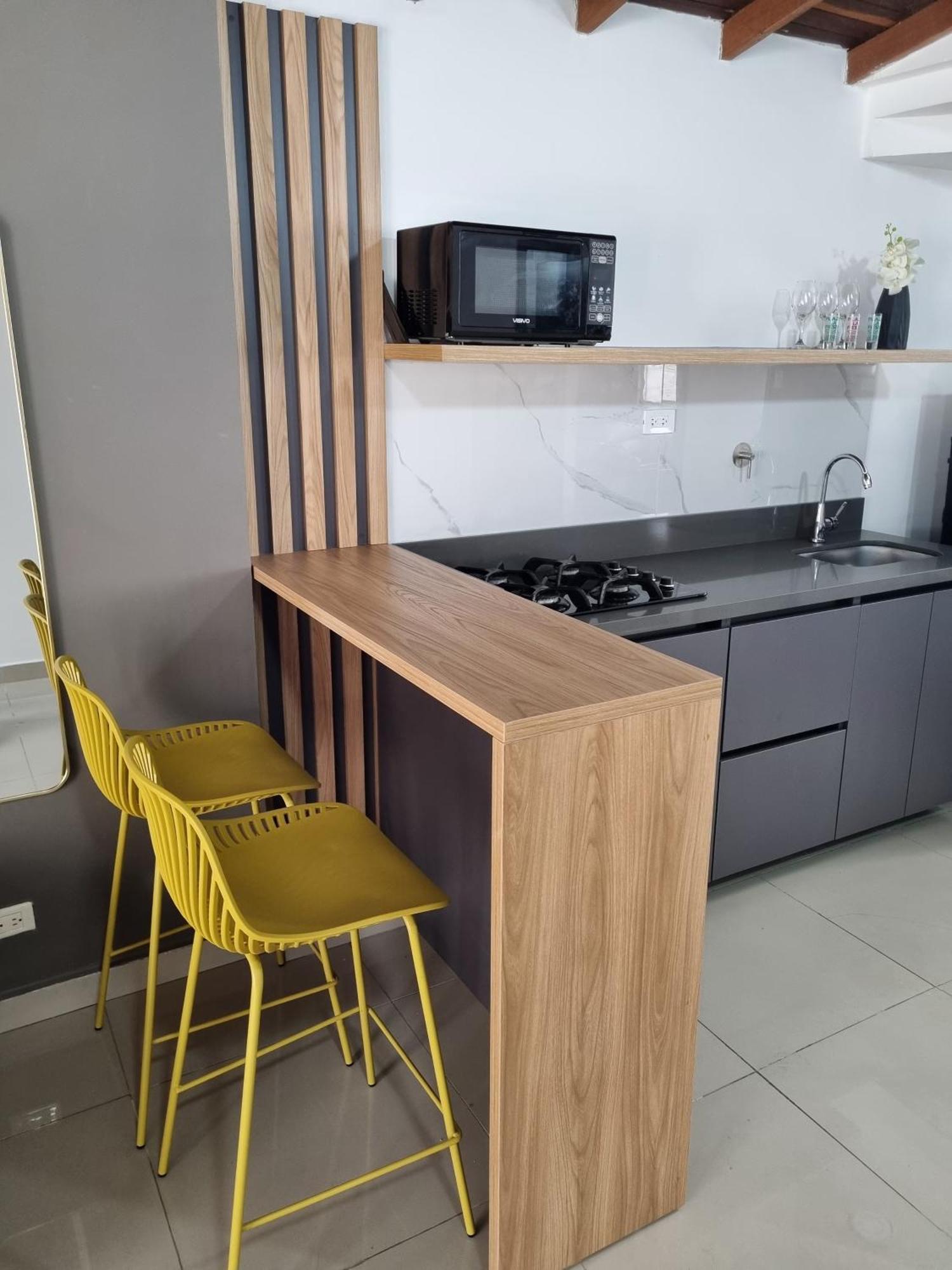 Apartment 302 Completo En